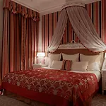 Отель Balzac & Ikoi 5*