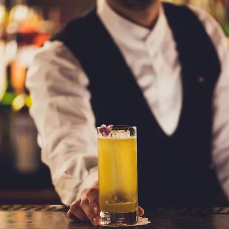 Balzac & Ikoi Hotel